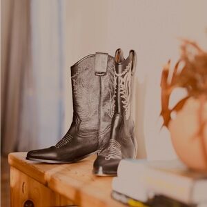 Steve Madden Black Embroidered Cowboy Boots